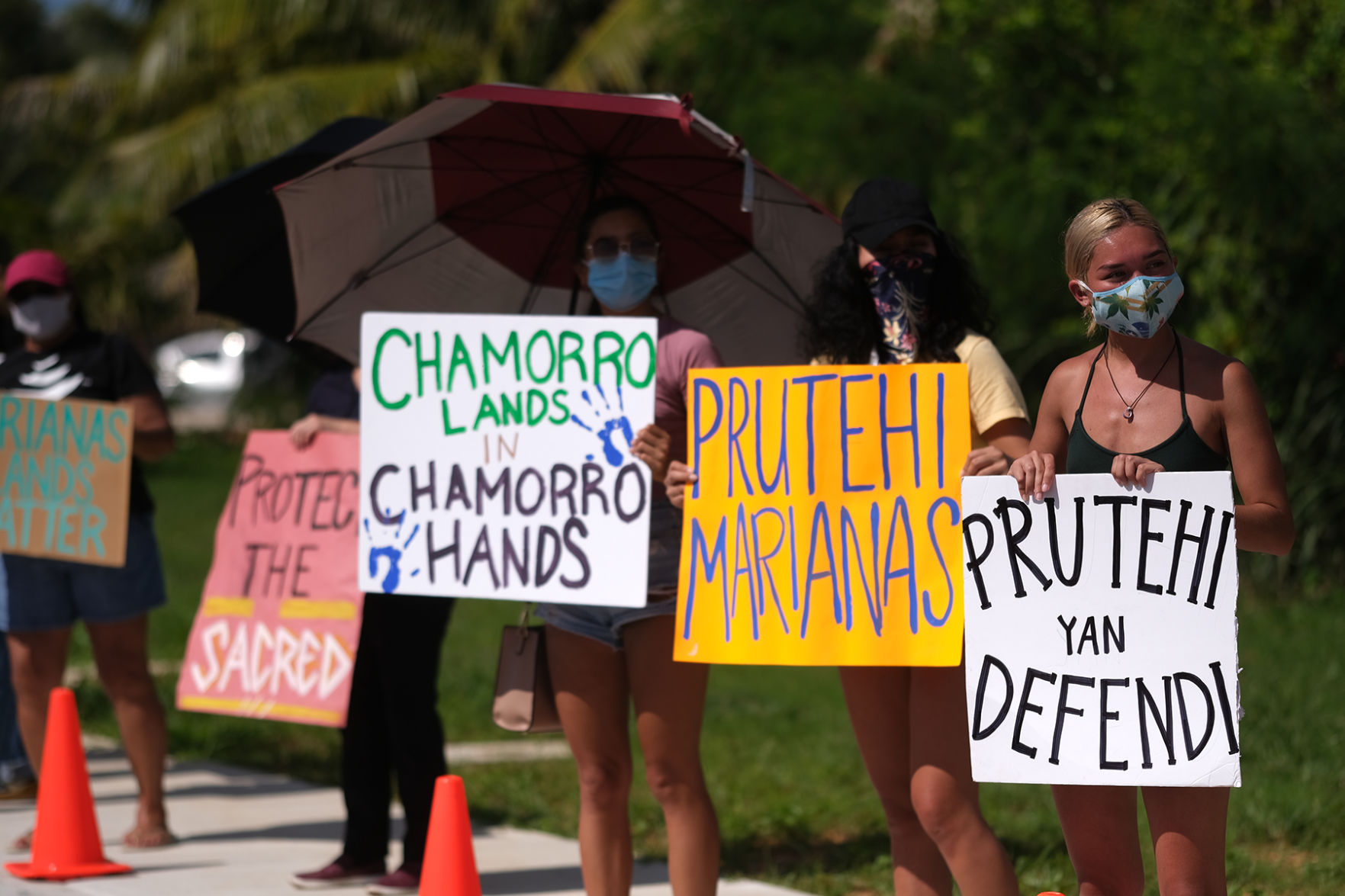 Group holds peaceful protest